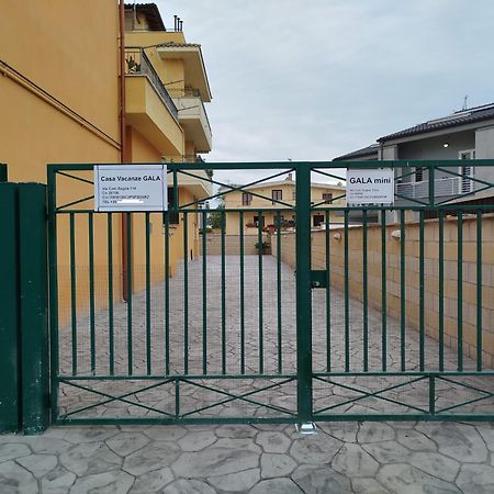 Apartmán Gala Mini Fiumicino Exteriér fotografie